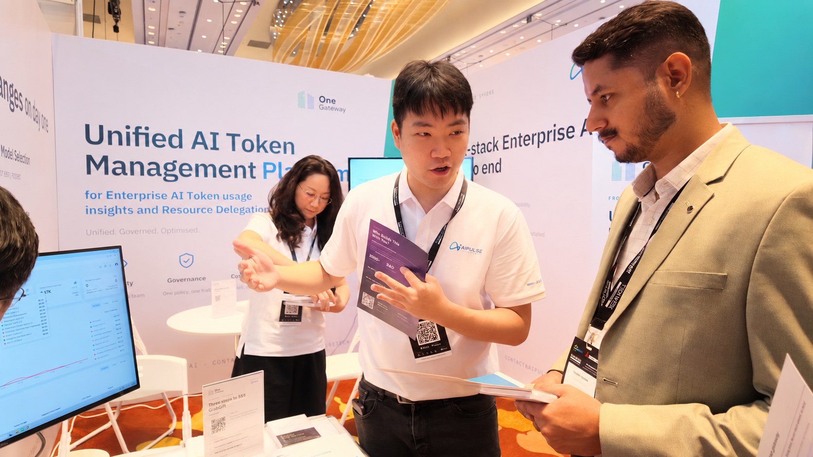 Walking a visitor through OneGateway at Booth 5-K12